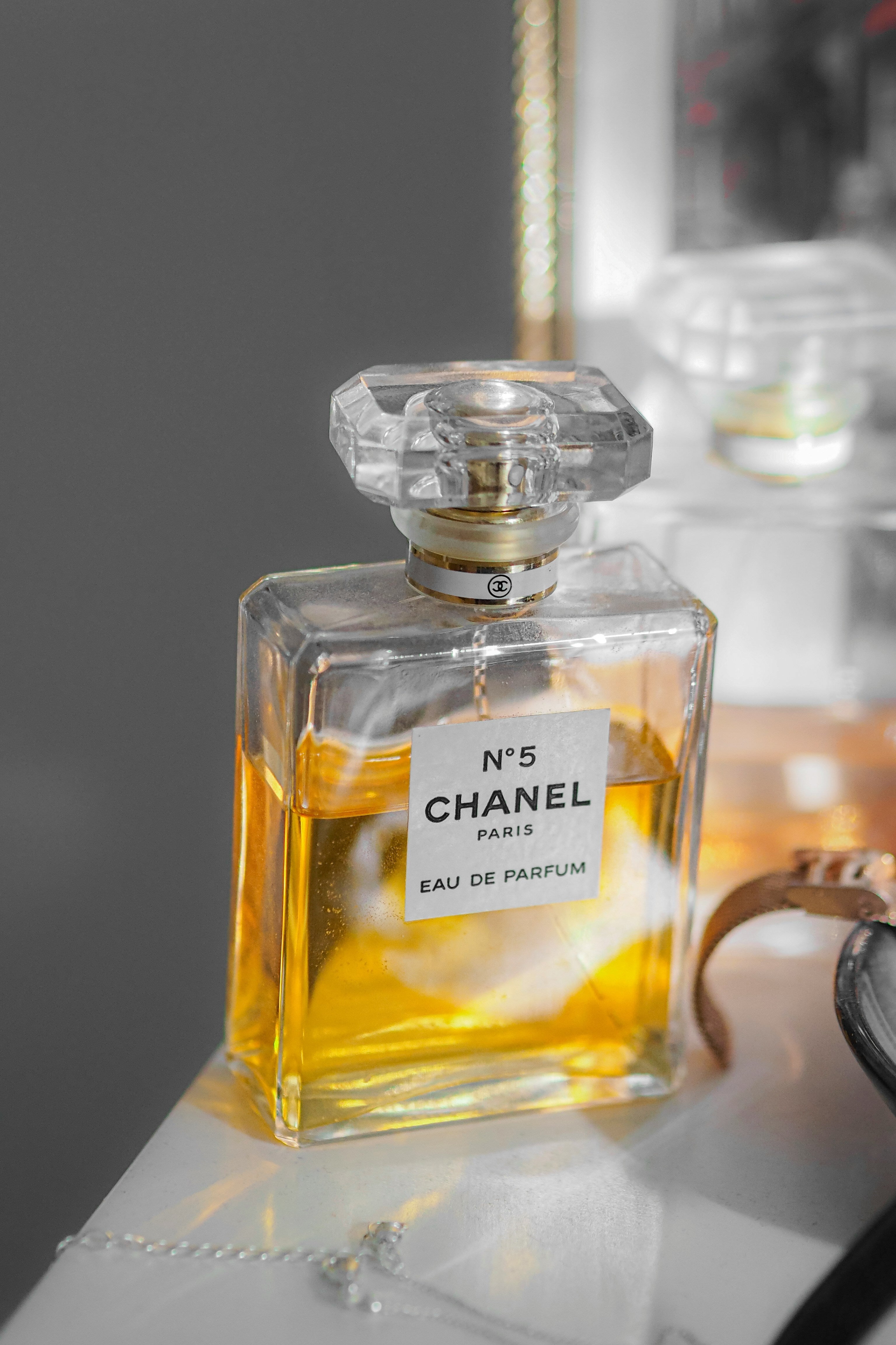 Eau de parfum, eau de toilette, extrait : quelles différences ?
